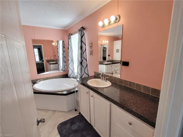 $409,900 | 881 Island Road, Harkers Island, NC 28531