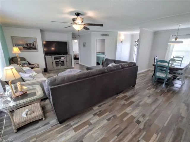 $409,900 | 881 Island Road, Harkers Island, NC 28531