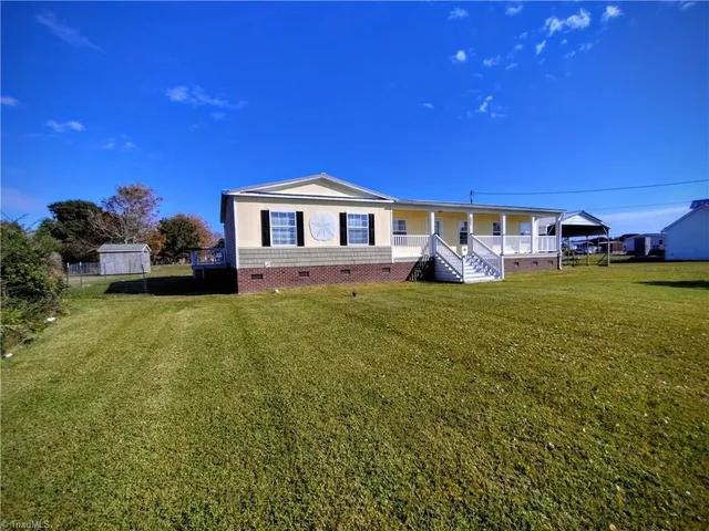 $409,900 | 881 Island Road, Harkers Island, NC 28531