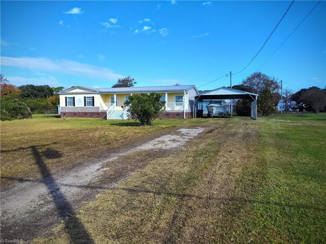 $409,900 | 881 Island Road, Harkers Island, NC 28531