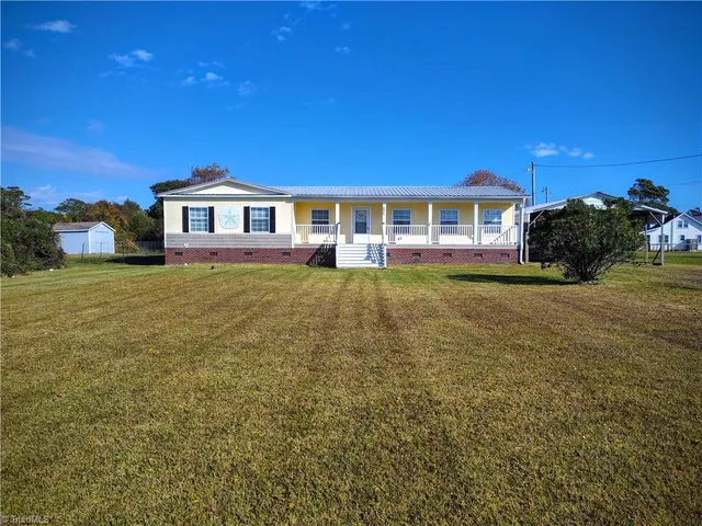 $409,900 | 881 Island Road, Harkers Island, NC 28531