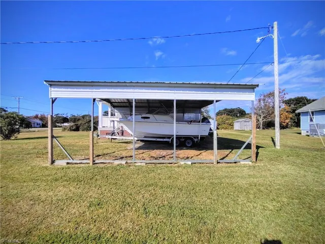 $409,900 | 881 Island Road, Harkers Island, NC 28531