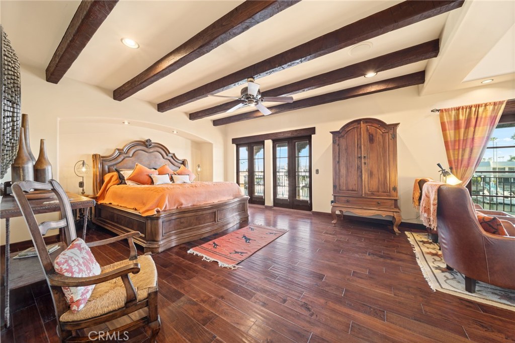 6 Green Turtle Road Coronado, CA 92118 - Photo 31 of 56 Primary Suite