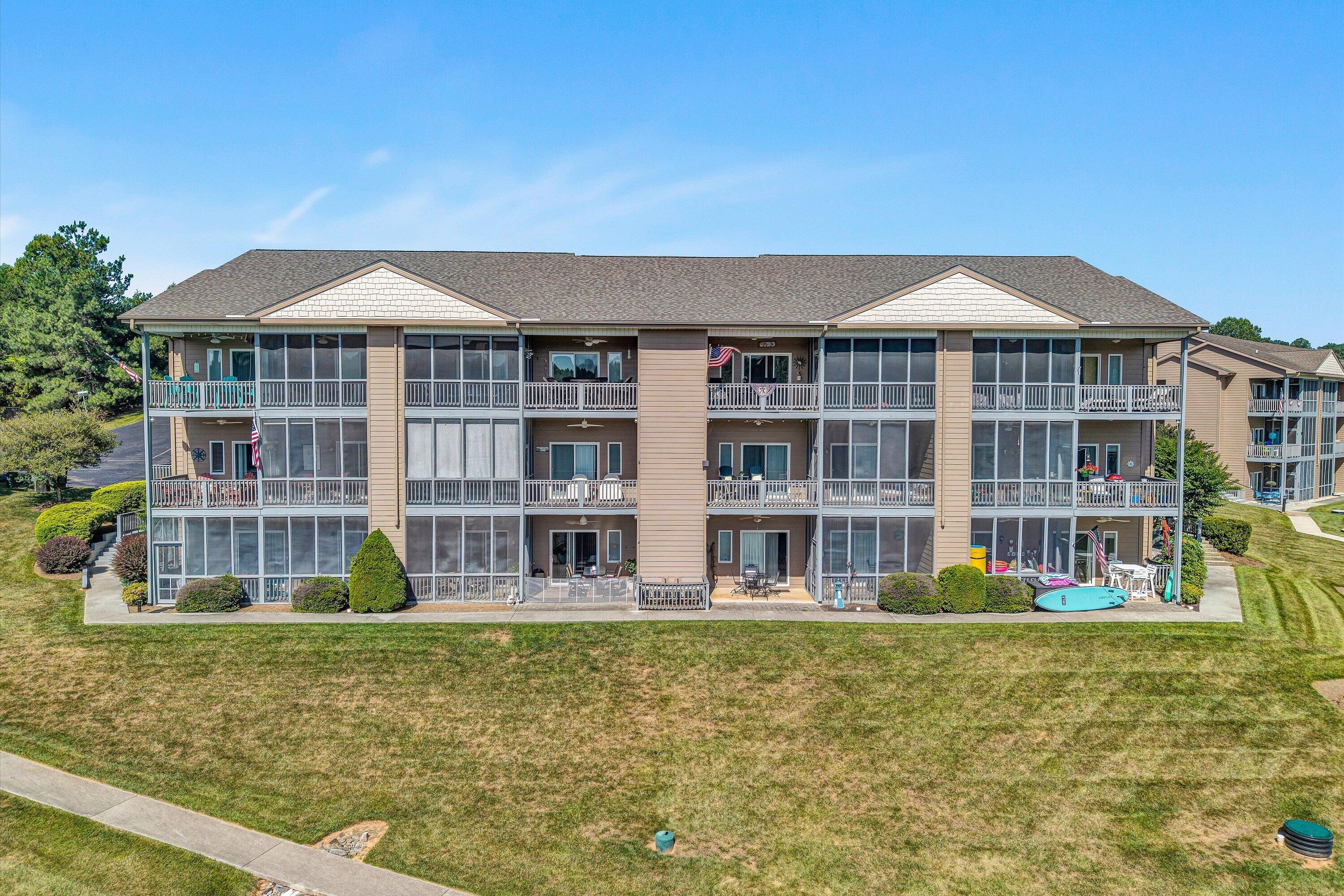 1137 Mariners Way, Unit 44 Huddleston, VA 24104 - Photo 46 of 50 06-DJI_20260702101615_0010