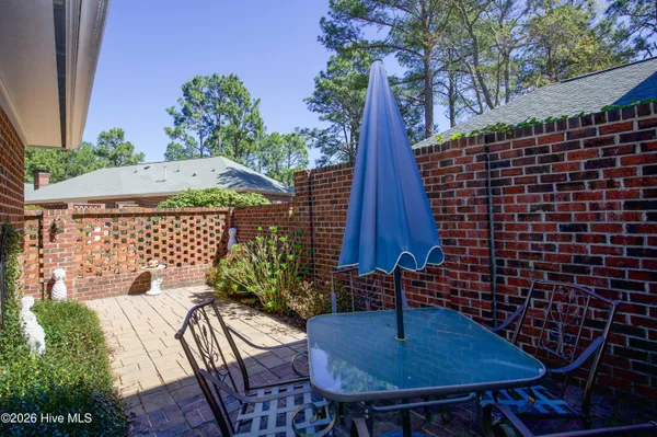$425,000 | 3 Drayton Court, Southern Pines, NC 28387