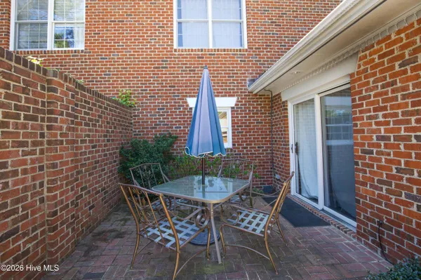 $425,000 | 3 Drayton Court, Southern Pines, NC 28387