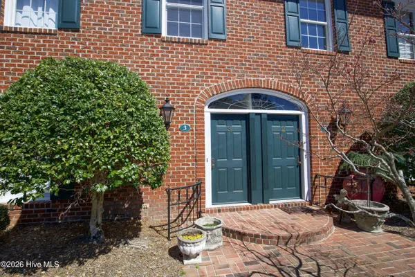 $425,000 | 3 Drayton Court, Southern Pines, NC 28387