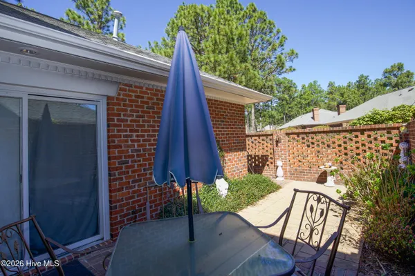 $425,000 | 3 Drayton Court, Southern Pines, NC 28387