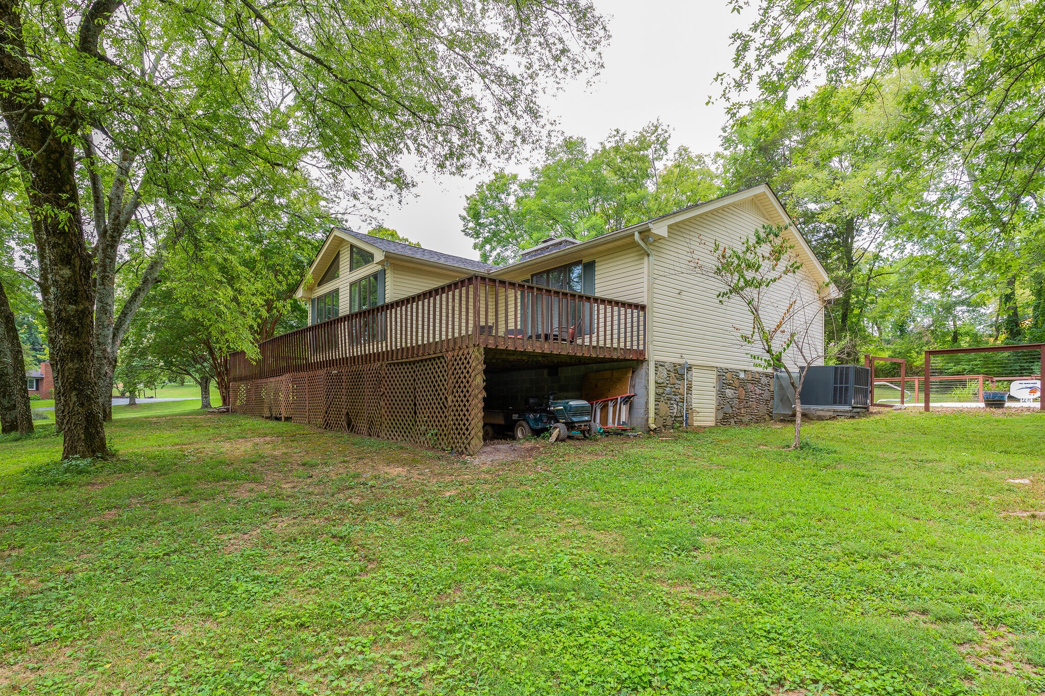 21 Cooks Road Mount Juliet, TN 37122 - Photo 4 of 35 a view of a house with a yard and sitting area