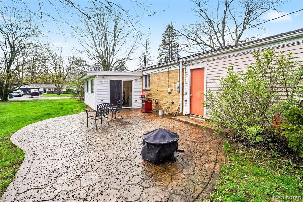 6341 Waldon Road Clarkston, MI 48346 - Photo 20 of 22 Gallery Image 20