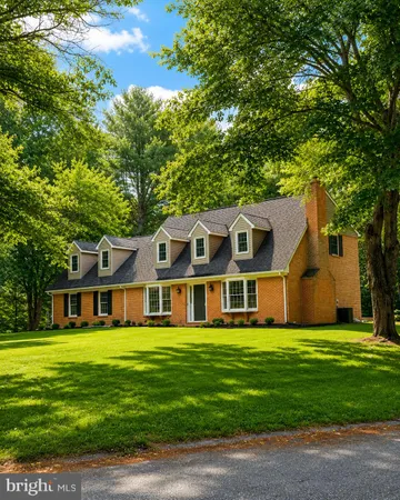 $750,000 | 10054 Green Clover Drive, Ellicott City, MD 21042