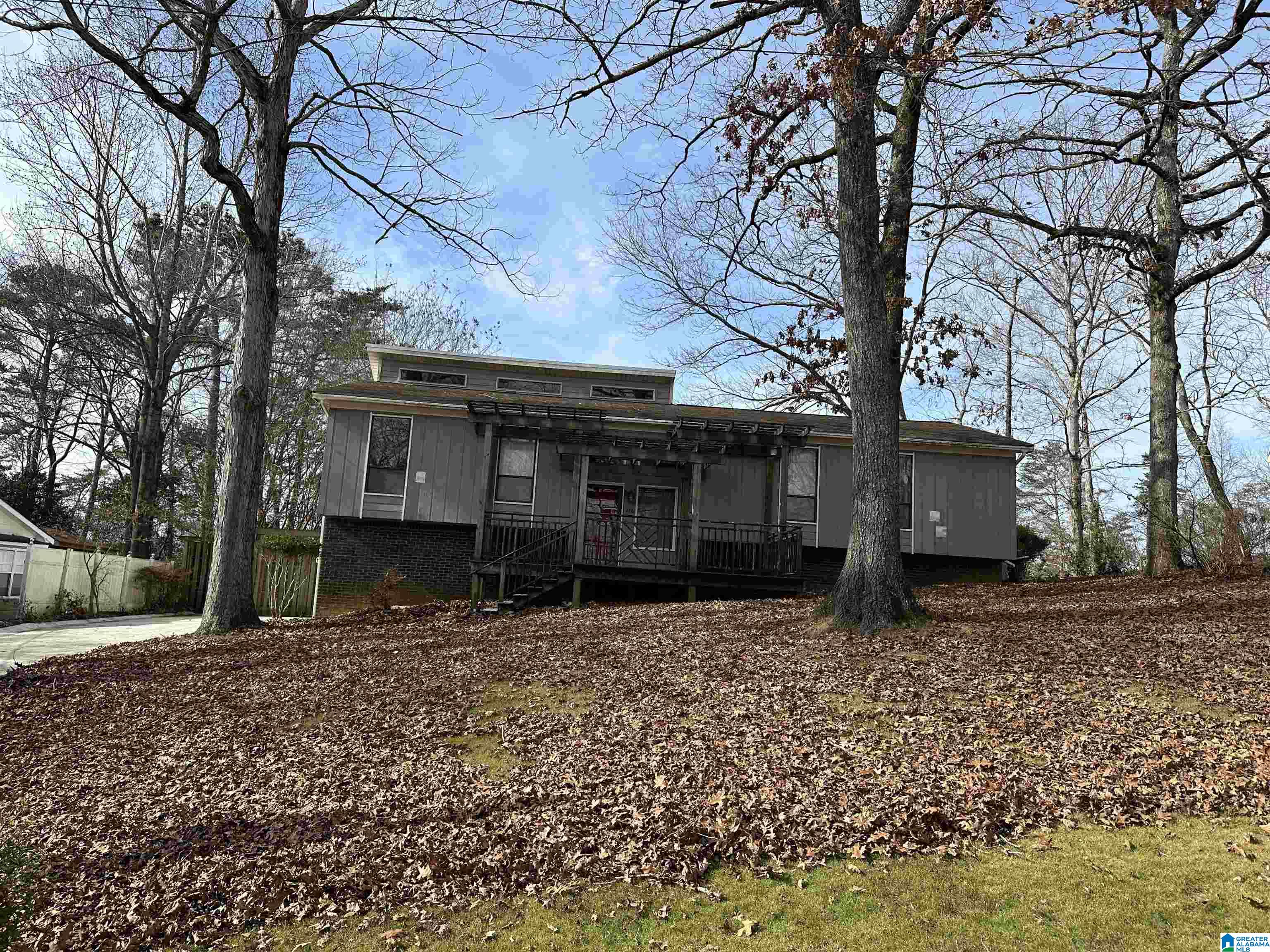 276 Stonebridge Road Birmingham, AL 35210 - Photo 1 of 23