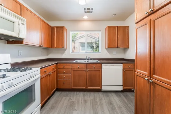 $1,895 | 9004 Successful Court, Las Vegas, NV 89149