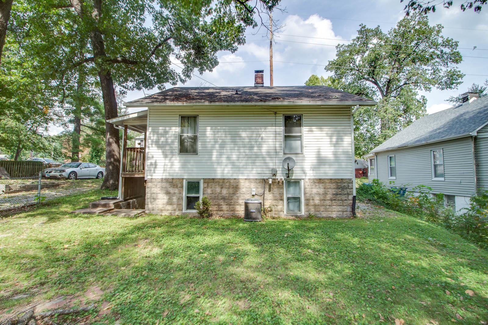 2805 Edwards Street Alton, IL 62002 - Photo 22 of 23 Gallery Image 22