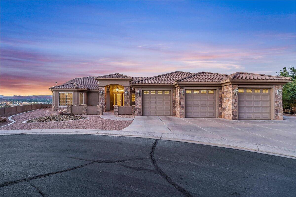 2255 Hill Road, Unit 15 St. George, UT 84790 - Photo 1 of 40 Front Twighlight