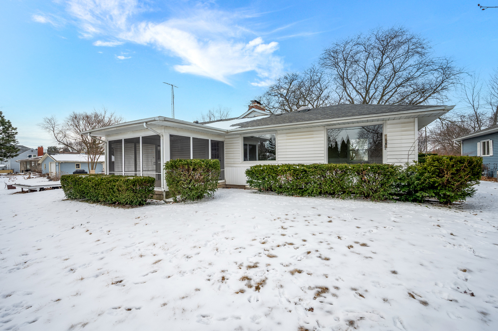804 Normal Road DeKalb, IL 60115 - Photo 5 of 27 a front view of a house with a garden