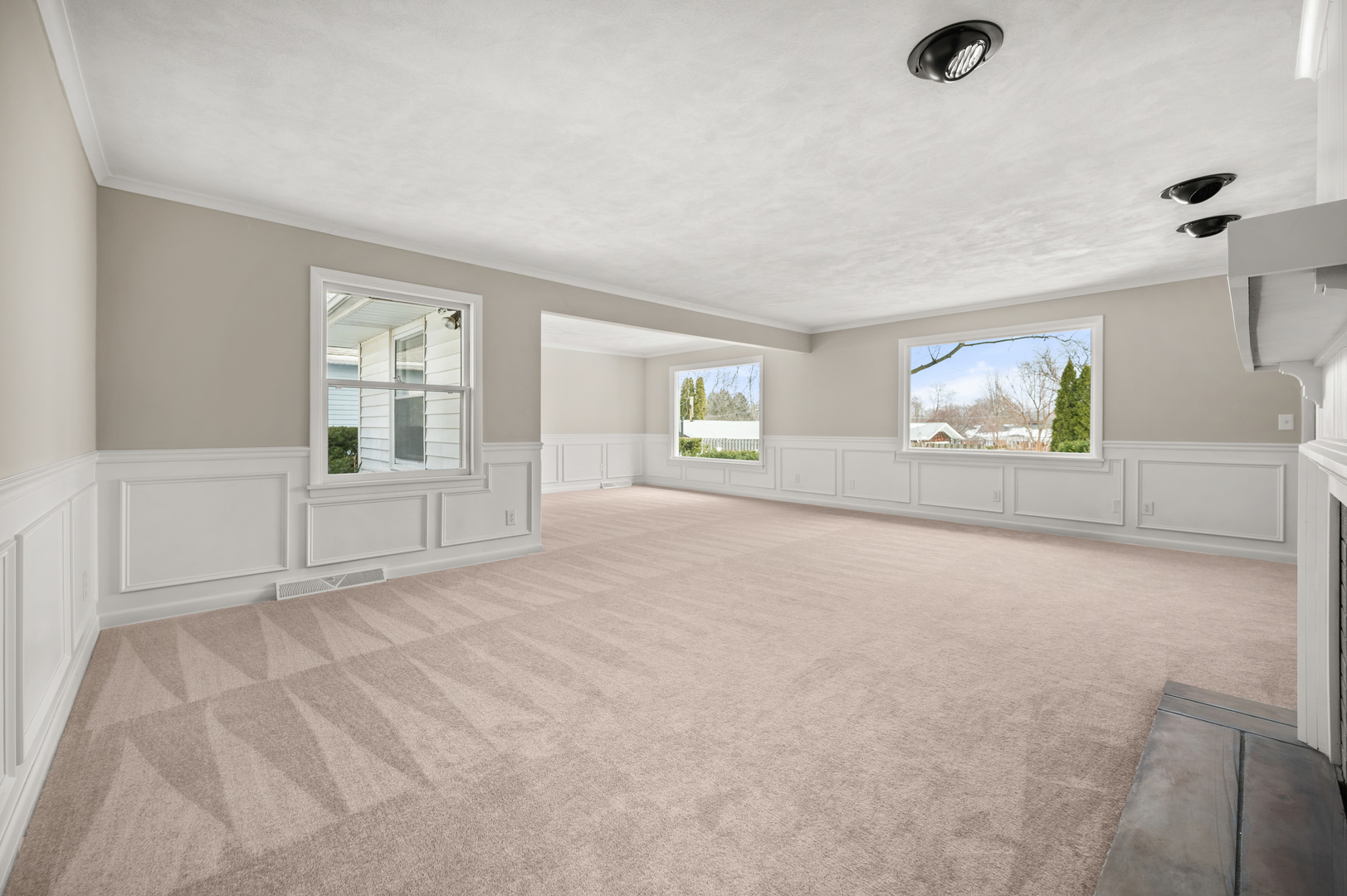 804 Normal Road DeKalb, IL 60115 - Photo 8 of 27 an empty room with windows
