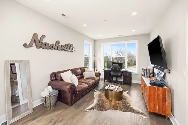 $280,000 | 519 27th Avenue North, Unit 301, Nashville, TN 37209