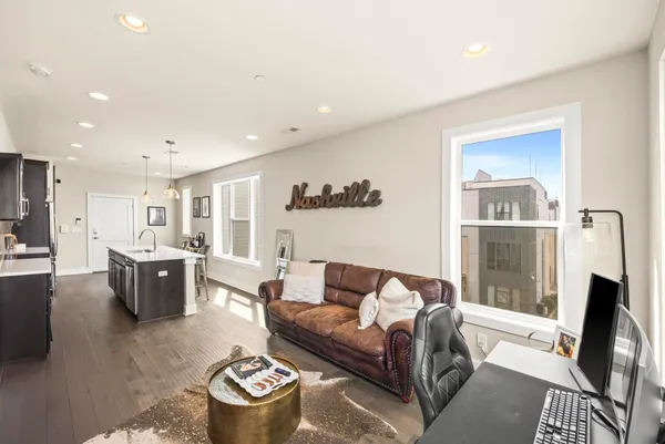 $280,000 | 519 27th Avenue North, Unit 301, Nashville, TN 37209