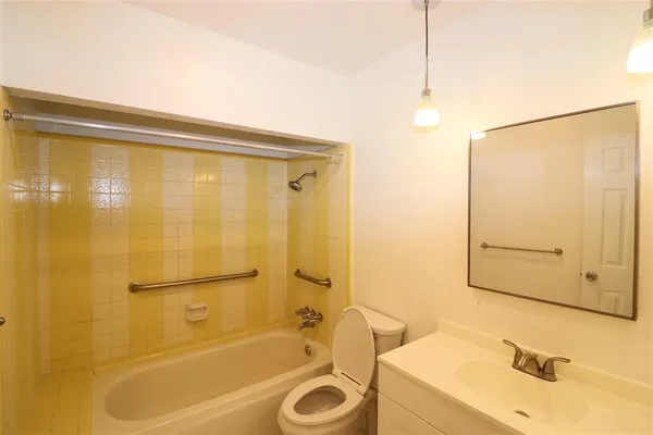 $2,050 | 3417 Rockcrest Drive, Garland, TX 75044