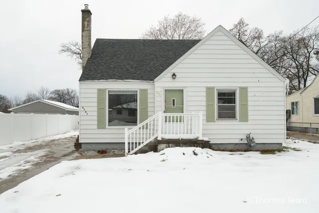 $249,900 | 3721 Havana Avenue Southwest, Wyoming, MI 49509