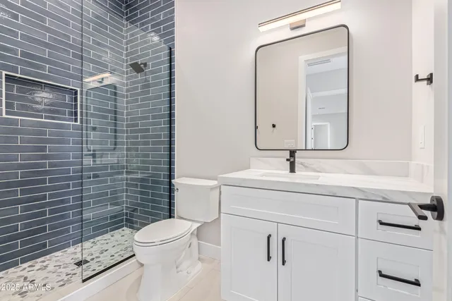 $2,175,000 | 5420 East Verde Lane, Phoenix, AZ 85018