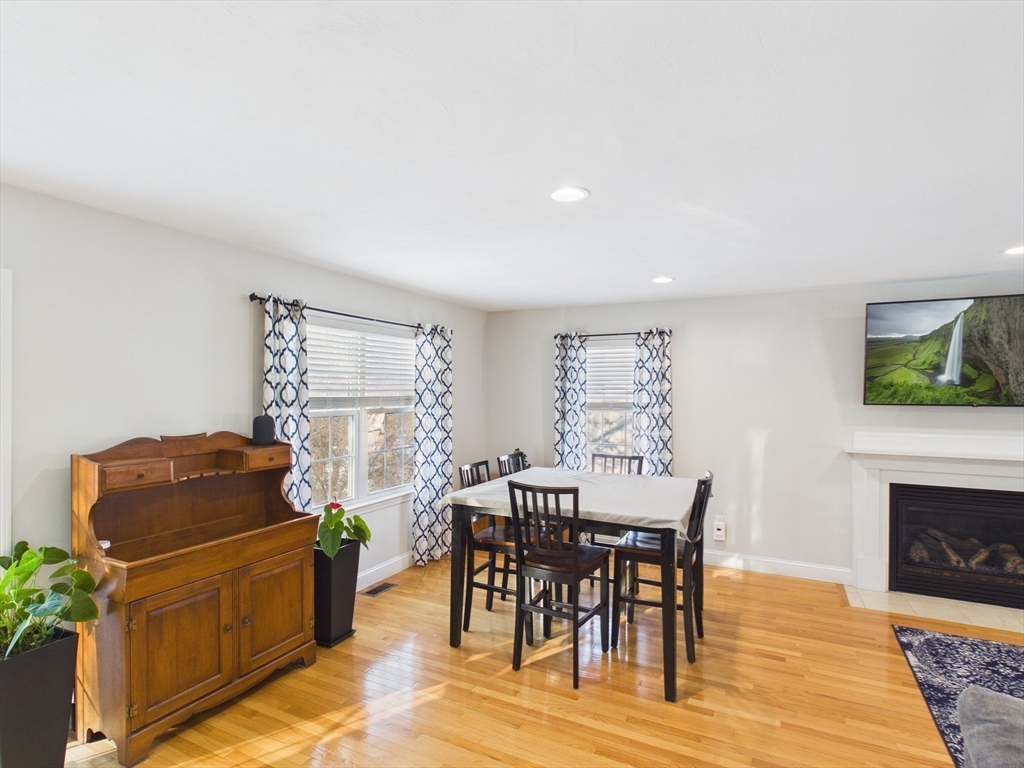 76 Karen's Way Raynham, MA 02767 - Photo 17 of 42