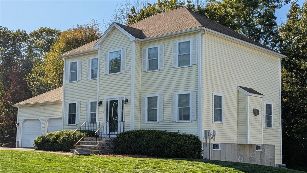 76 Karen's Way Raynham, MA 02767 - Photo 2 of 42