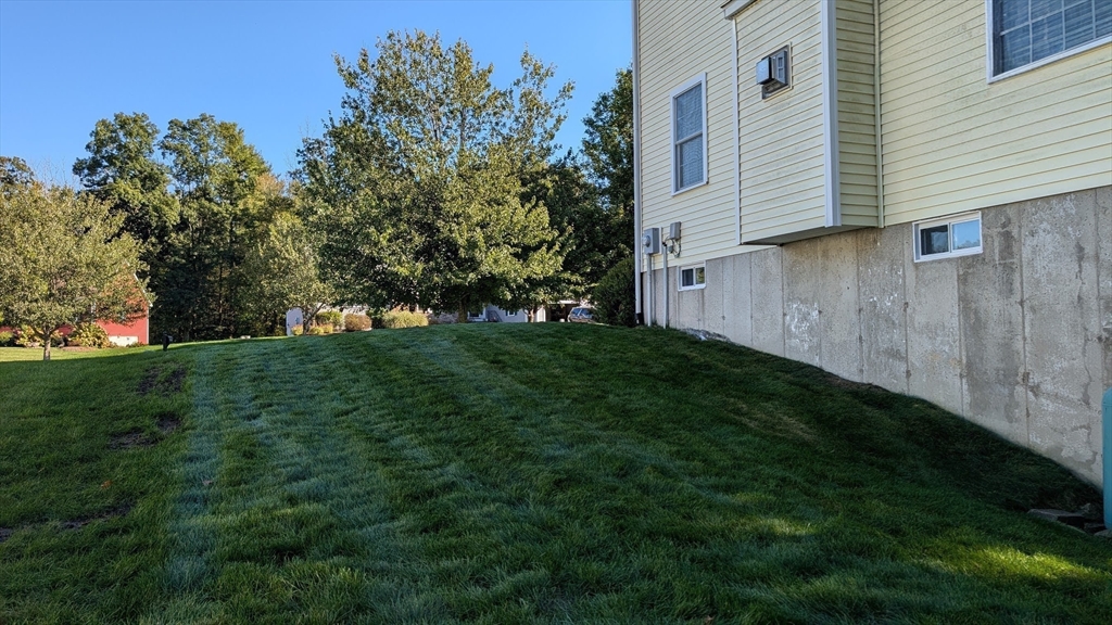 76 Karen's Way Raynham, MA 02767 - Photo 6 of 42