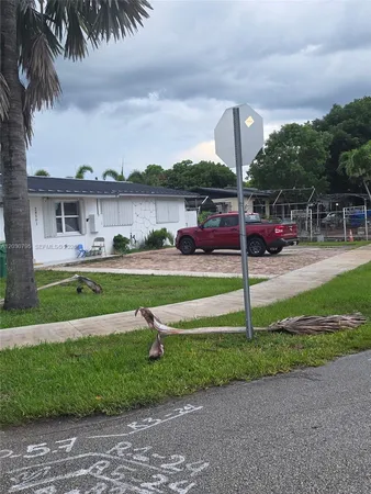 $3,000 | 28501 Southwest 147th Court, Homestead, FL 33033