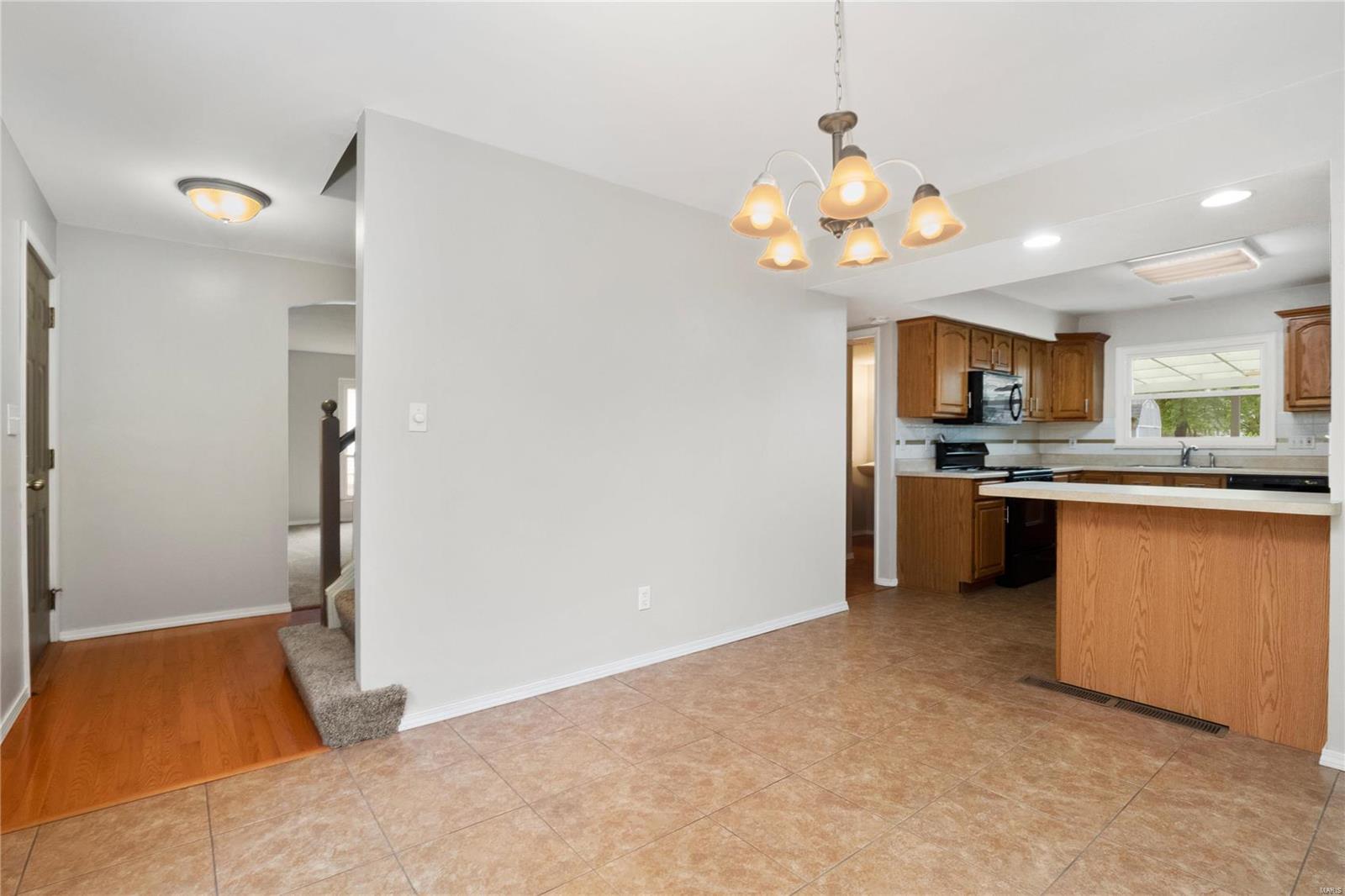 312 Bunker Hill Road Belleville, IL 62221 - Photo 12 of 36 Gallery Image 12