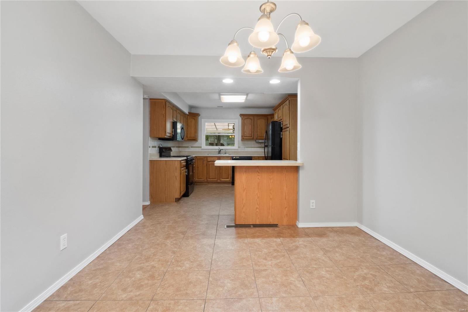 312 Bunker Hill Road Belleville, IL 62221 - Photo 13 of 36 Gallery Image 13