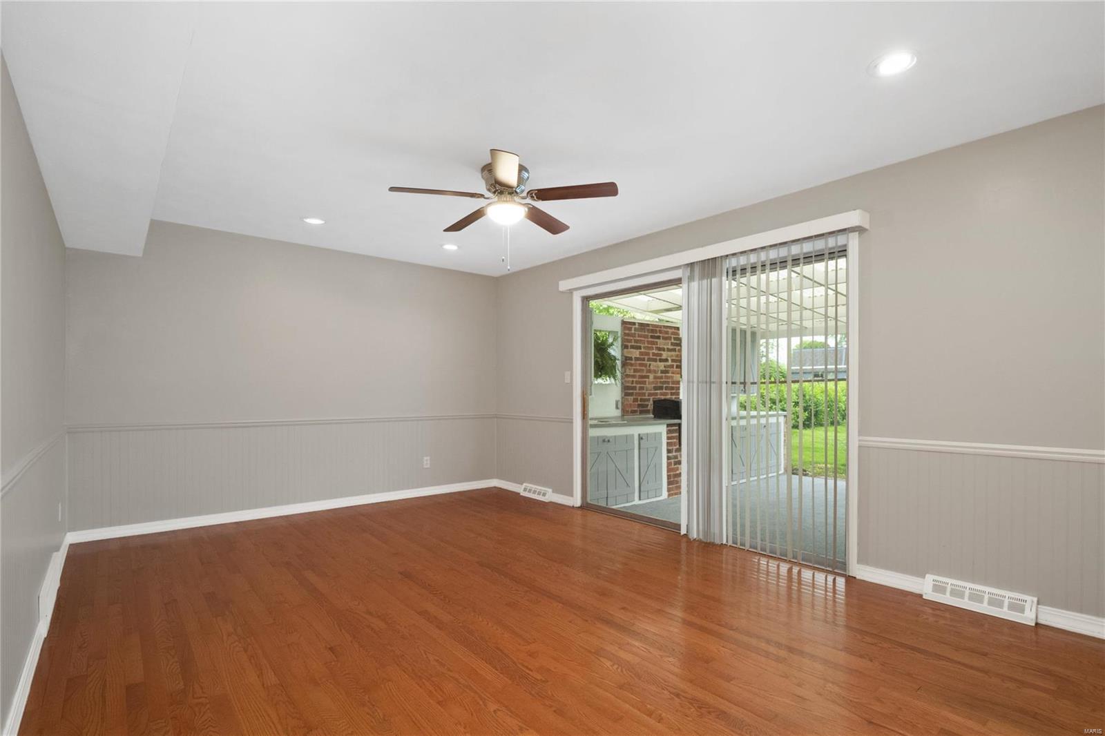 312 Bunker Hill Road Belleville, IL 62221 - Photo 8 of 36 Gallery Image 8