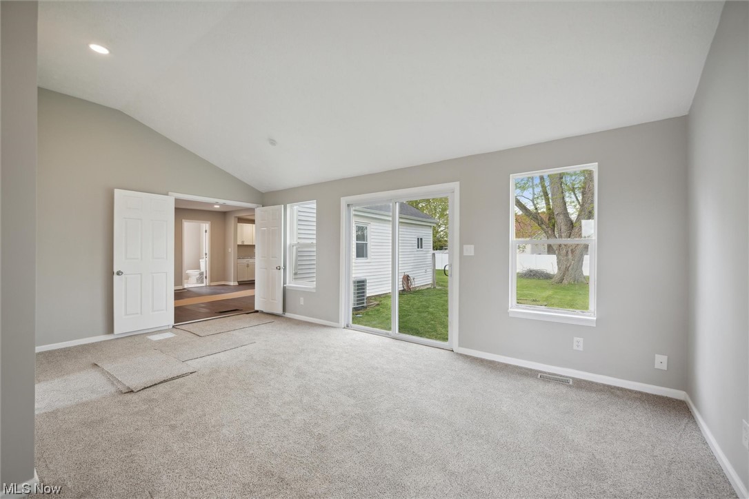6481 Smith Road Brook Park, OH 44142 - Photo 12 of 26 Gallery Image 12