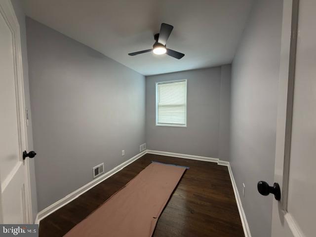 1107 Cooks Lane Baltimore, MD 21229 - Photo 12 of 26 3rd Bedroom