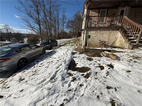a view of street with parking space