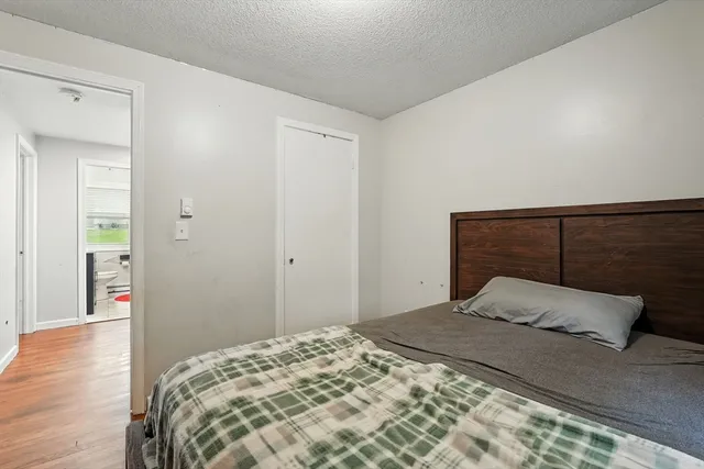 $279,000 | 381 North Brook Road, Springfield, MA 01119