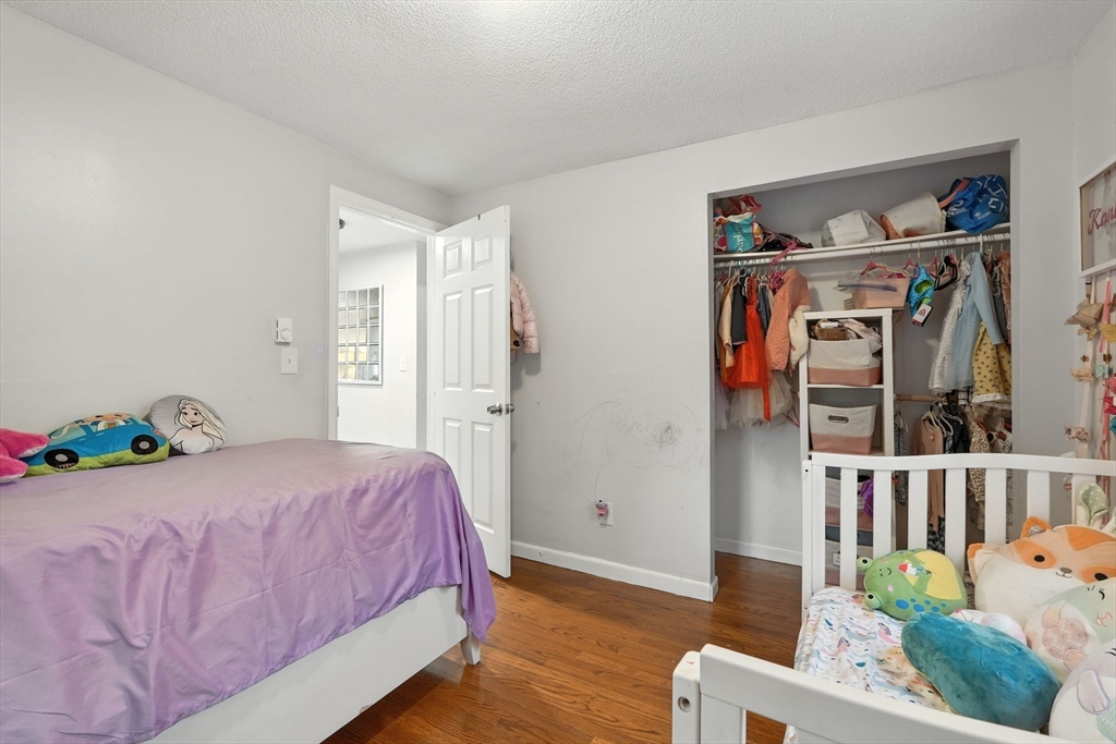 381 North Brook Road Springfield, MA 01119 - Photo 25 of 34