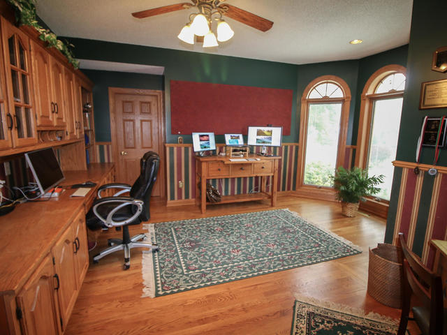 2500 Beverly Way Ottawa, IL 61350 - Photo 14 of 31