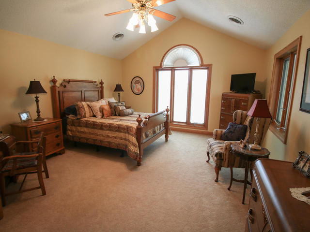 2500 Beverly Way Ottawa, IL 61350 - Photo 22 of 31