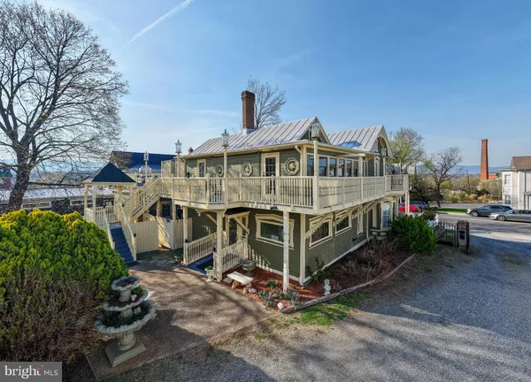 $669,900 | 138 East Main Street, Luray, VA 22835
