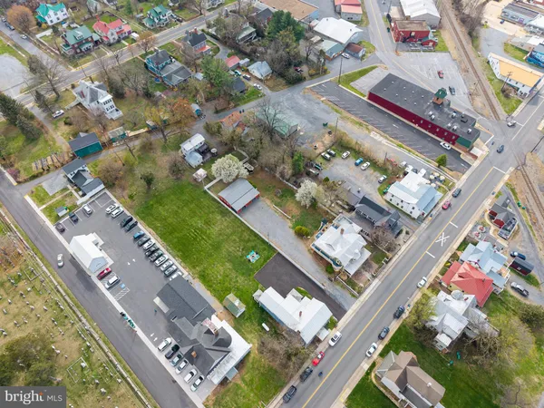 $669,900 | 138 East Main Street, Luray, VA 22835