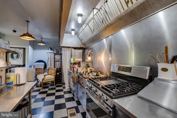 $669,900 | 138 East Main Street, Luray, VA 22835