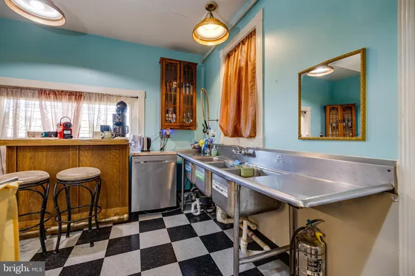 $669,900 | 138 East Main Street, Luray, VA 22835