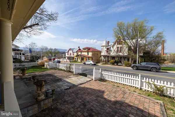 $669,900 | 138 East Main Street, Luray, VA 22835