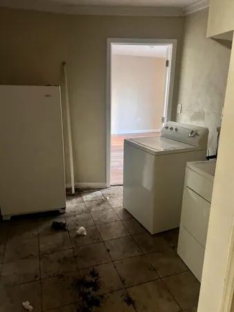 a room with a washing machine