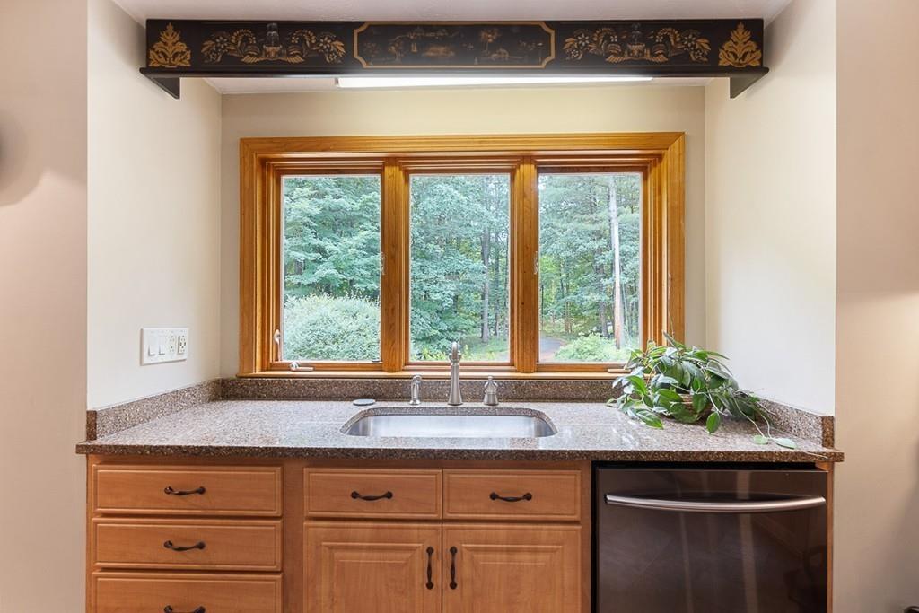 201 Beaman Road Princeton, MA 01541 - Photo 11 of 41