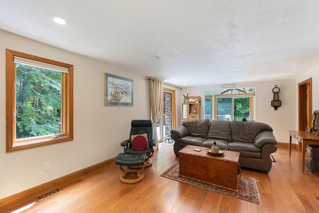 201 Beaman Road Princeton, MA 01541 - Photo 20 of 41