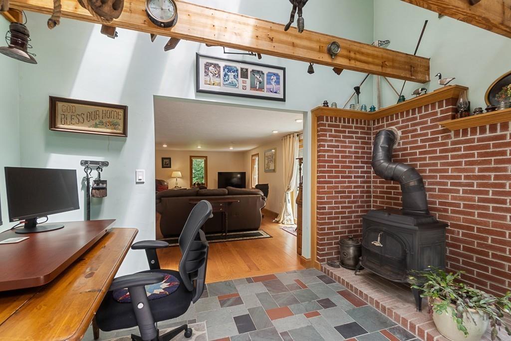 201 Beaman Road Princeton, MA 01541 - Photo 23 of 41