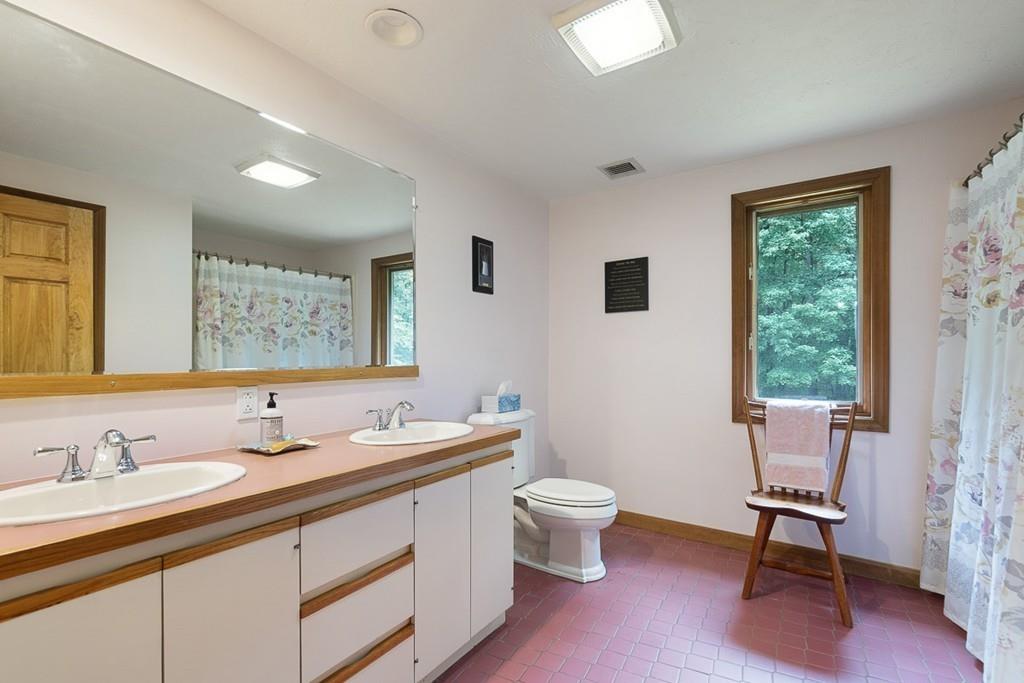 201 Beaman Road Princeton, MA 01541 - Photo 30 of 41